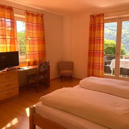 Garni Rika Bed & Breakfast *